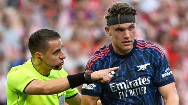 科元网  没进球仍获好评! 枪手神锋带伤浴血奋战 65分钟才被换下